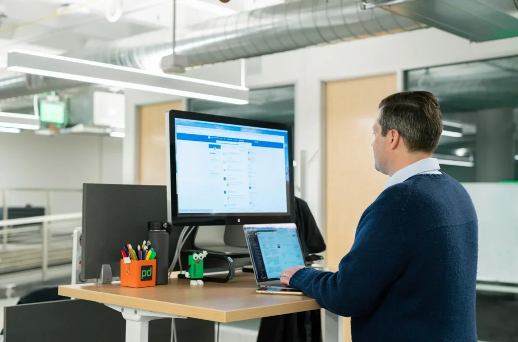 cómo optimizar un perfil en LinkedIn. Redactores Alfa
